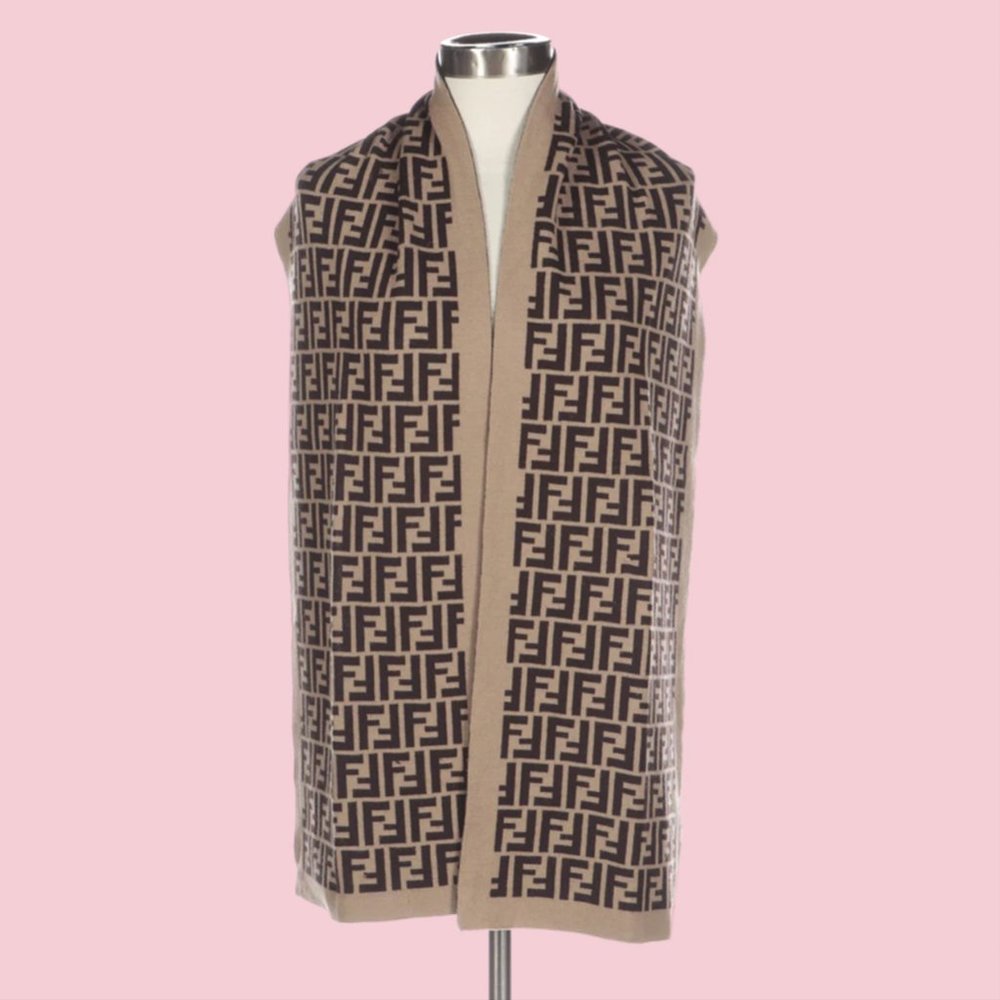 Fendi FF Logo Reversible Wool Intarsia Knit Scarf - Picture 2 of 8